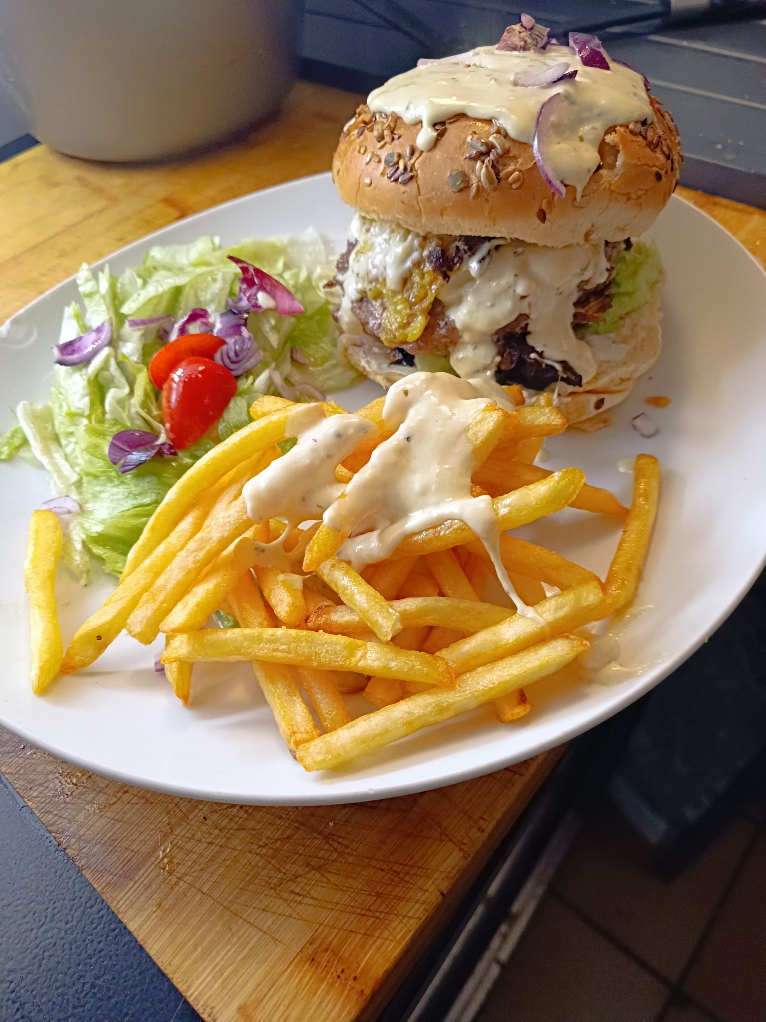 Burger artisanal frites maison - Le Miam Nyons